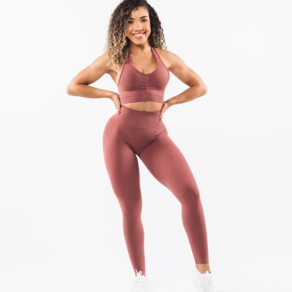 🆕 Alphalete Women's Ultra High Rise Amplify Leggings in Rose